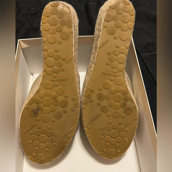 Jimmy Choo gold espadrilles - Picture 7 of 7